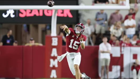 Ty Simpson throwing a pass for Alabama
